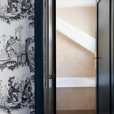 Hotel Saint Germain 4*