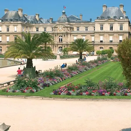 Hotel Saint Germain 4*