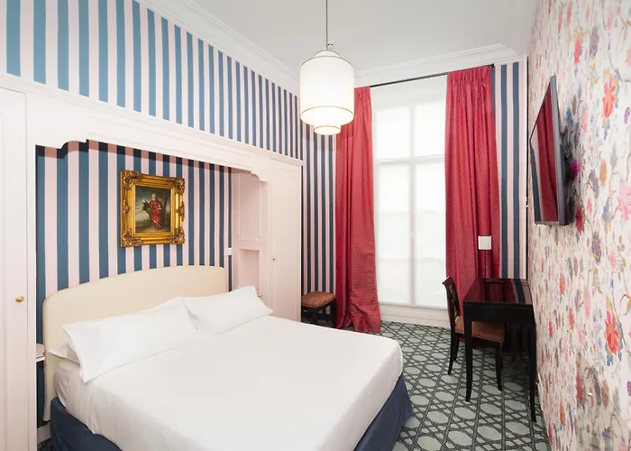 Saint Germain Hotel