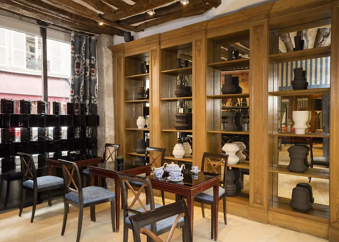 Saint Germain Hotel