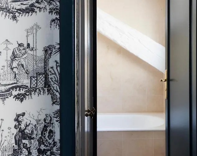 Hotell Saint Germain 4*